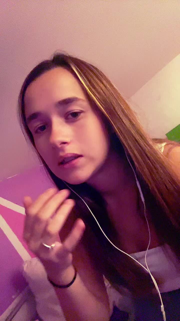 @Girl🤟🏻💁♀️
