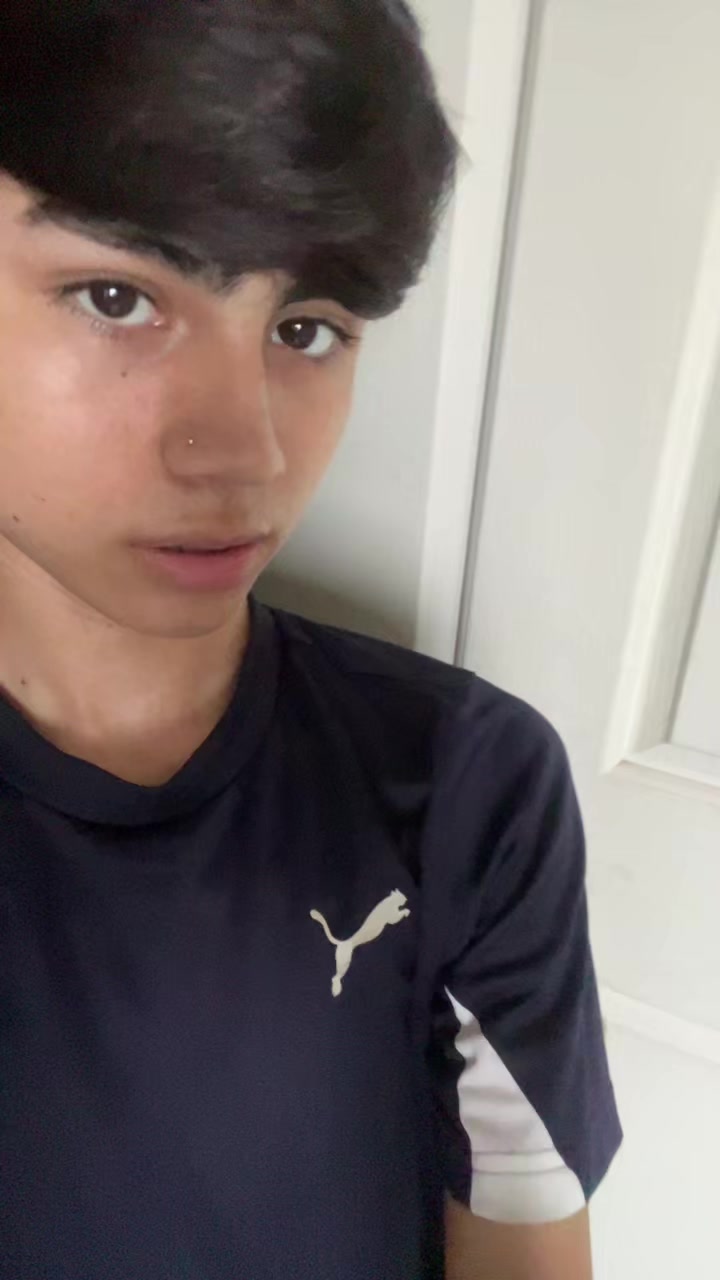 @𝑨𝒅𝒓𝒊𝒂𝒏𝒏🍒💙