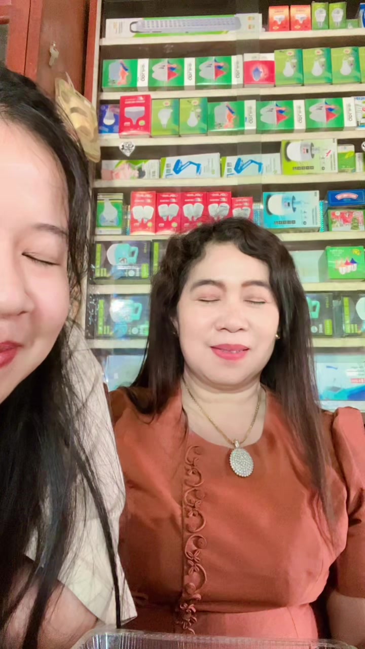 @နဝရတ်ရွှေစင် -နမ့်လန်မြို့