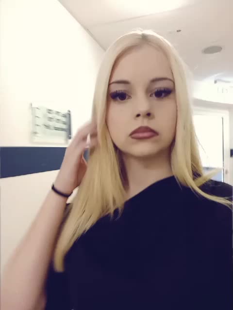 @𑣲𝐋