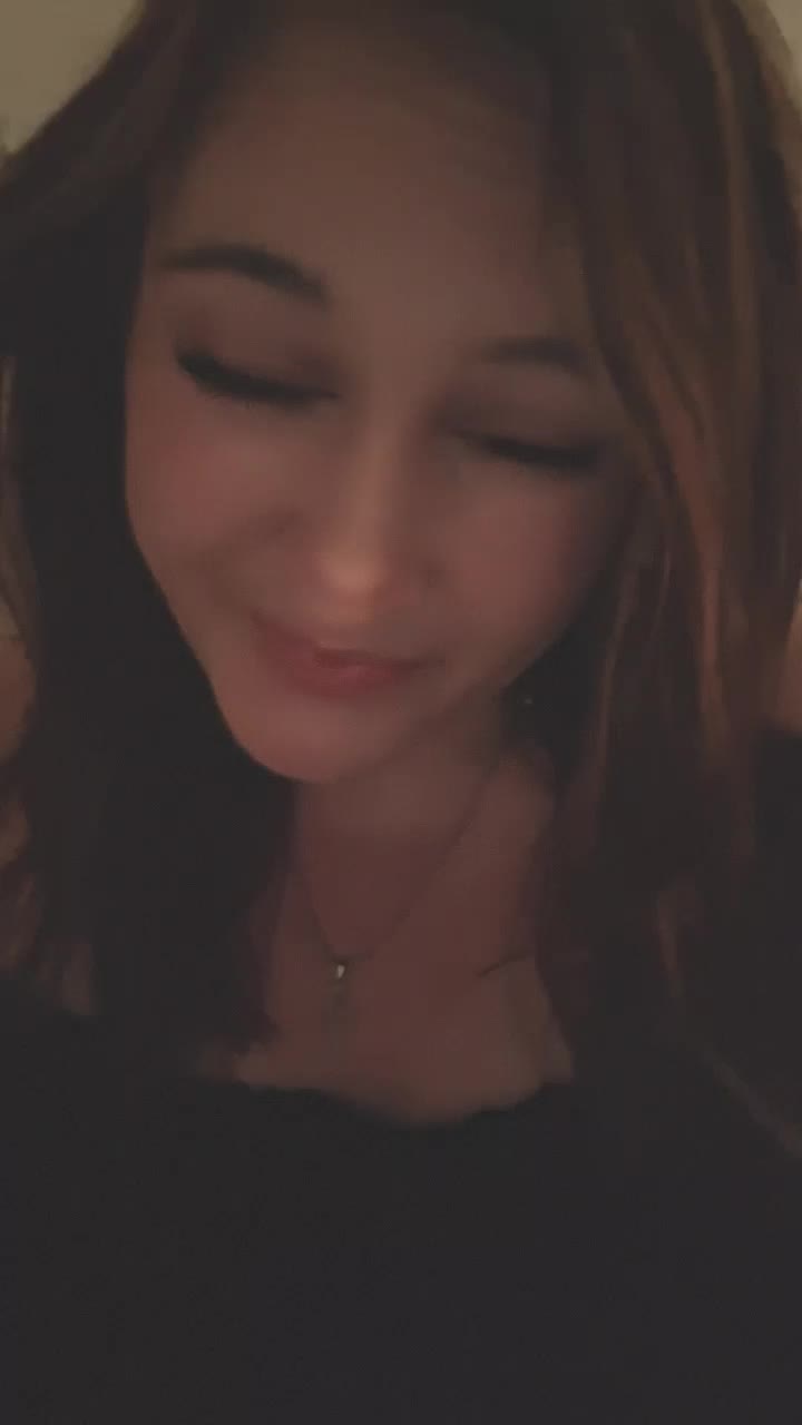 @Vivi_LCKI