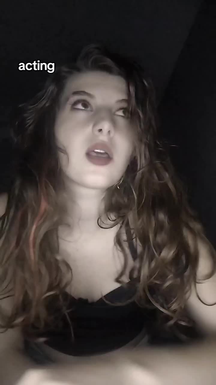 @°\^•~👠oR🎶@~•^/°