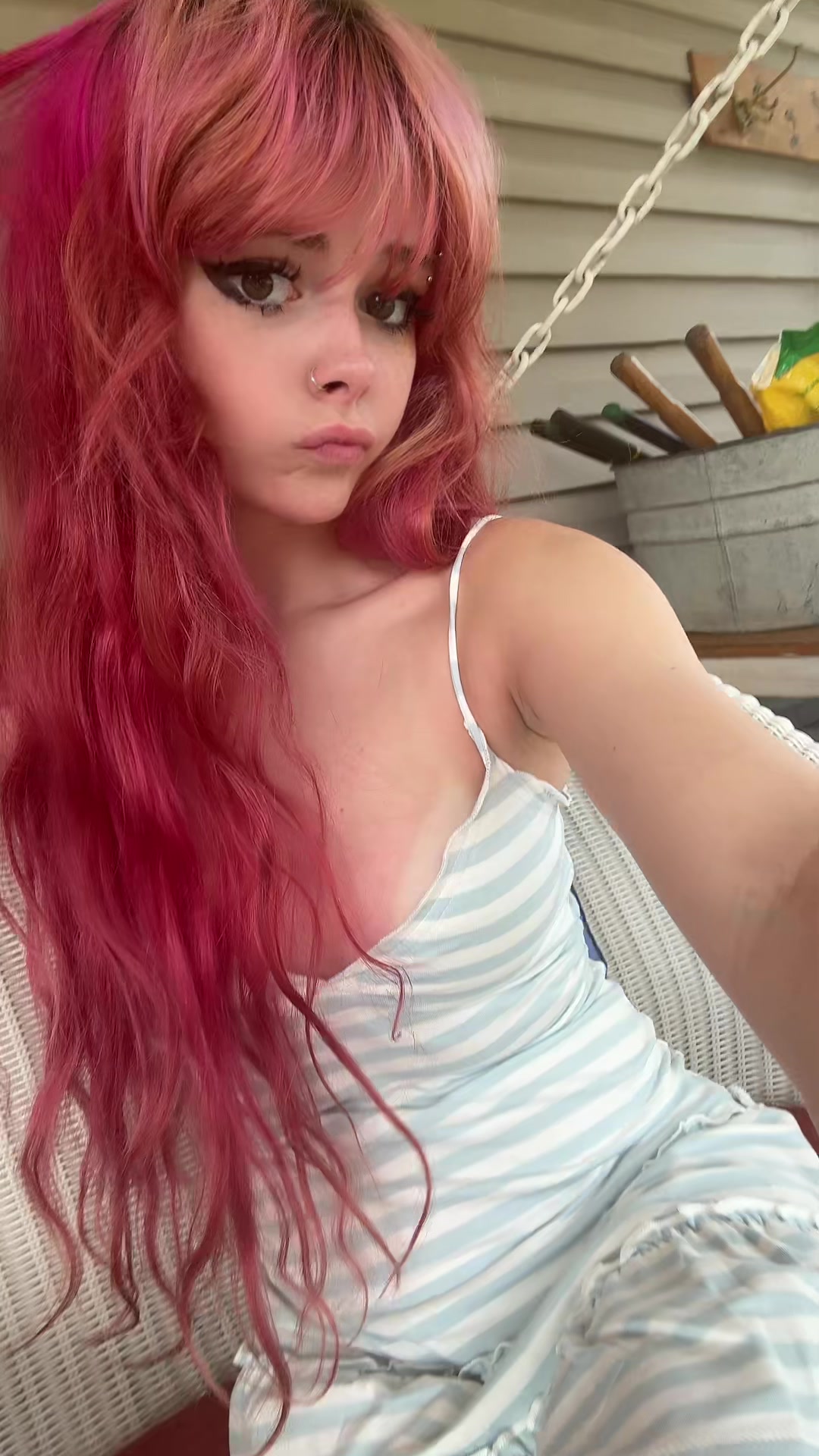 @🖤