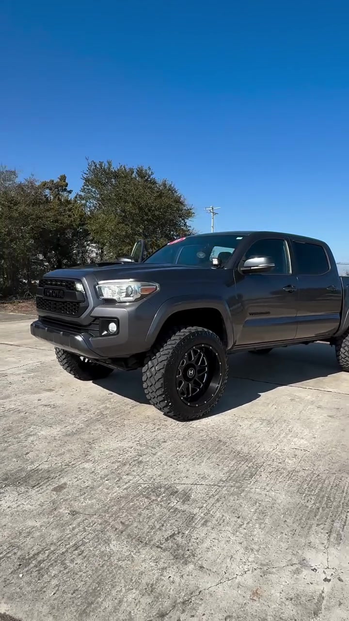 @Chad&rsquo;s Auto Sales and Trades