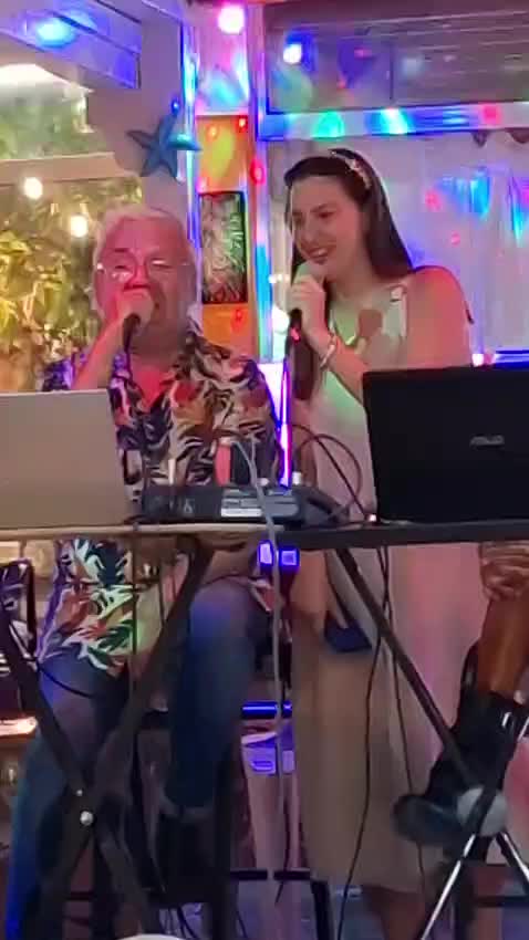 @Stefania Tino