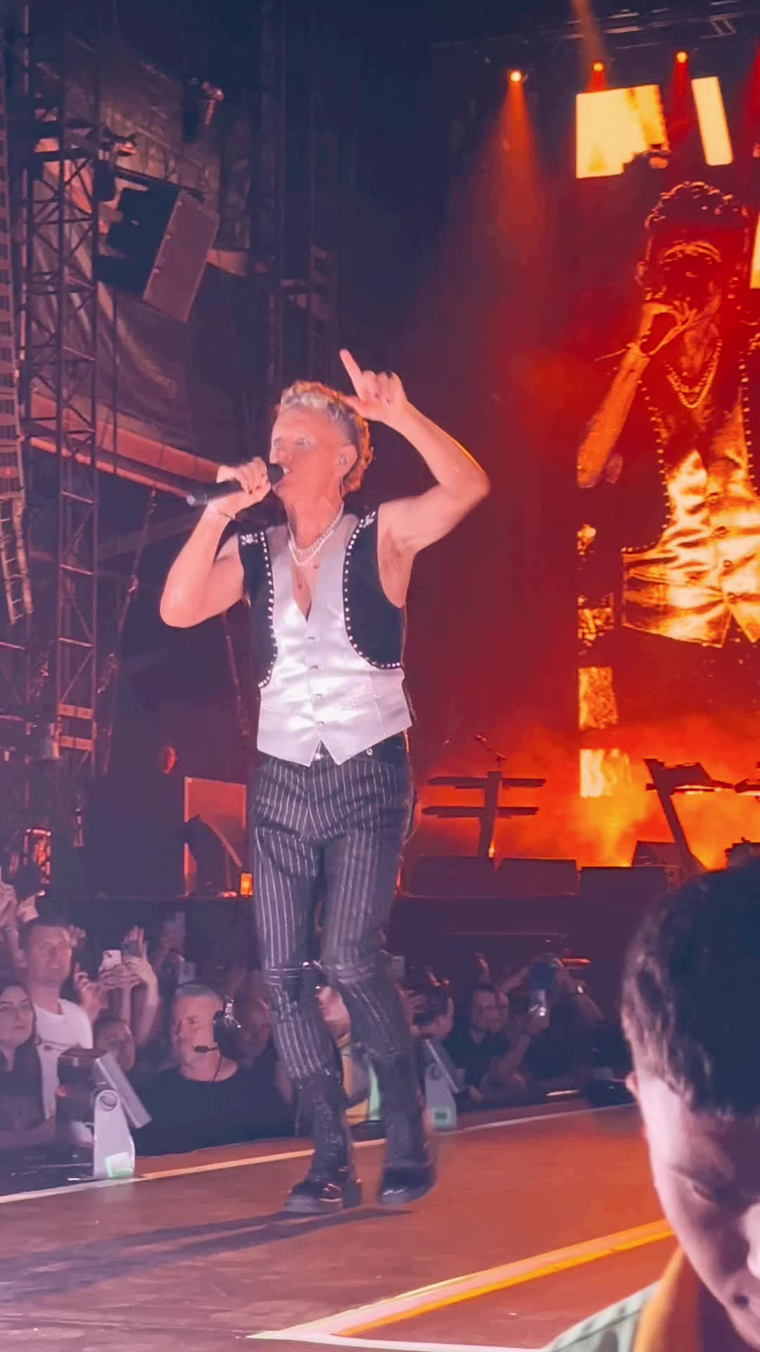 @Depeche Mode