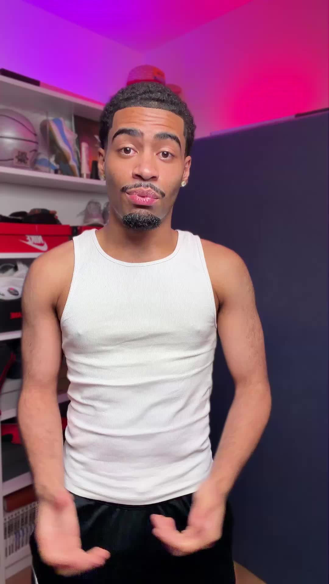 @Twistyi