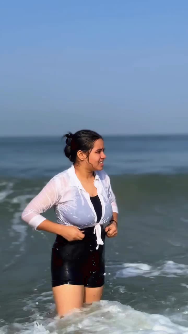 @kutty kaviya