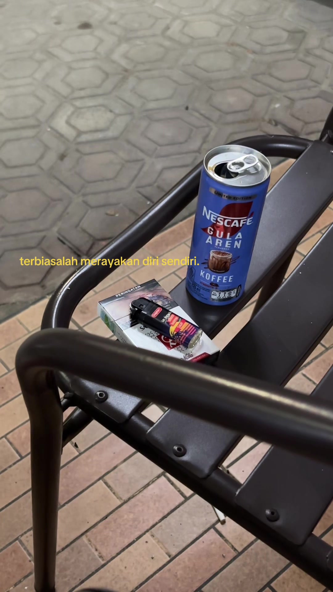 @Vibes Rokok