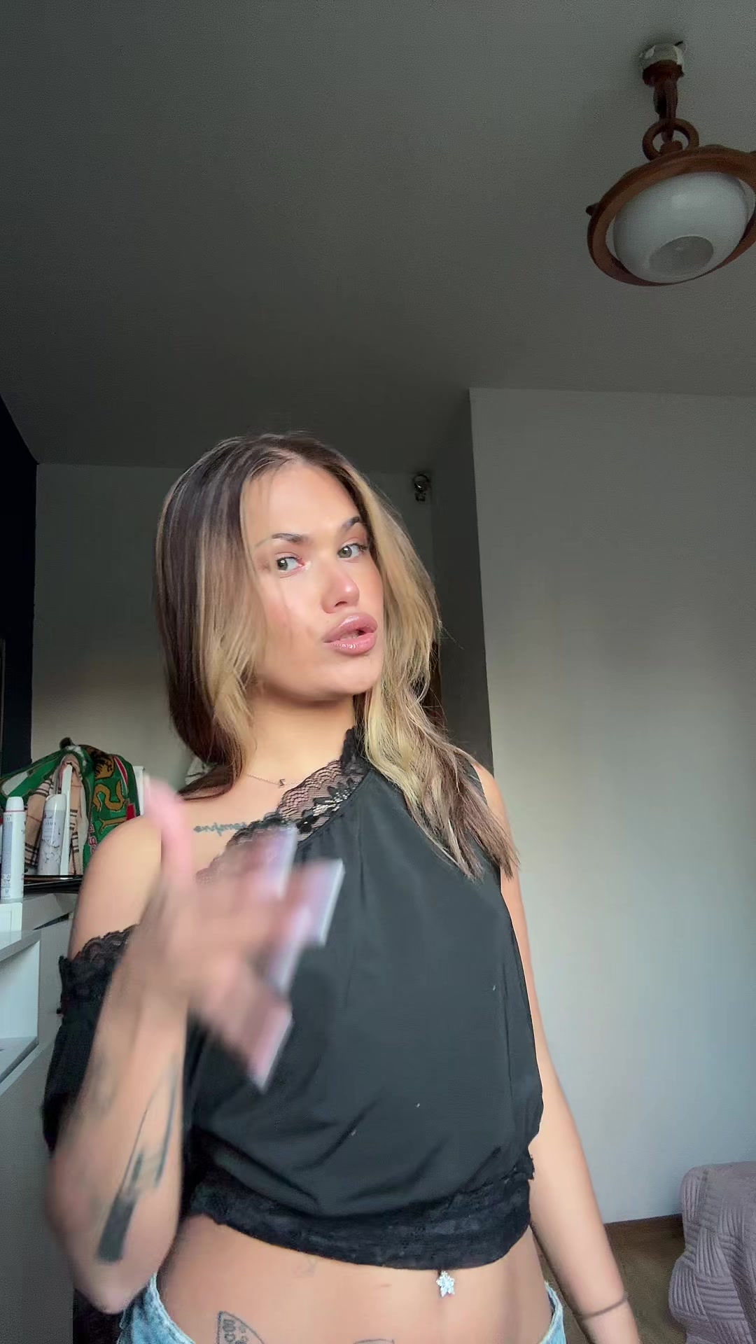 @Laviebelly