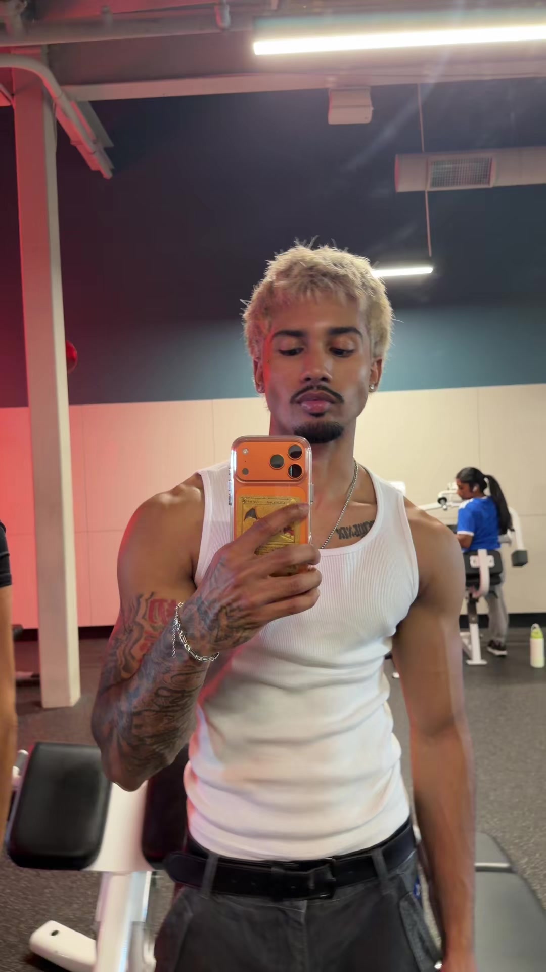 @chris.nikoo