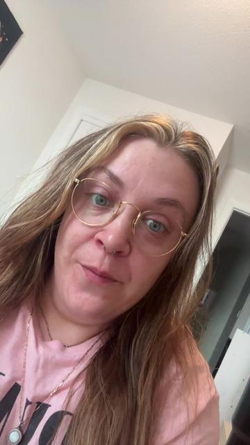 @Averyemilieg