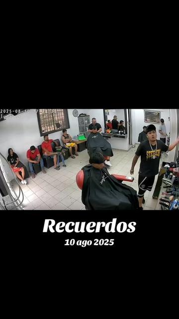 @Junior’s