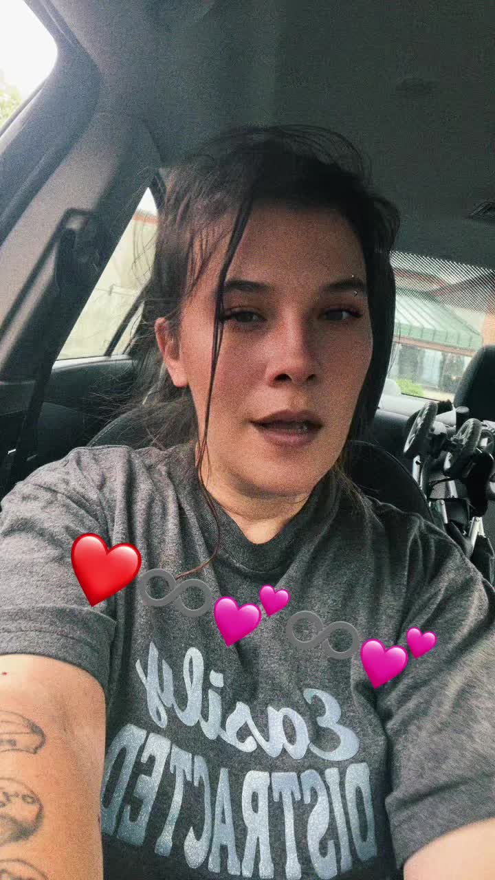 @A_MOM_OF_5_GIRLS