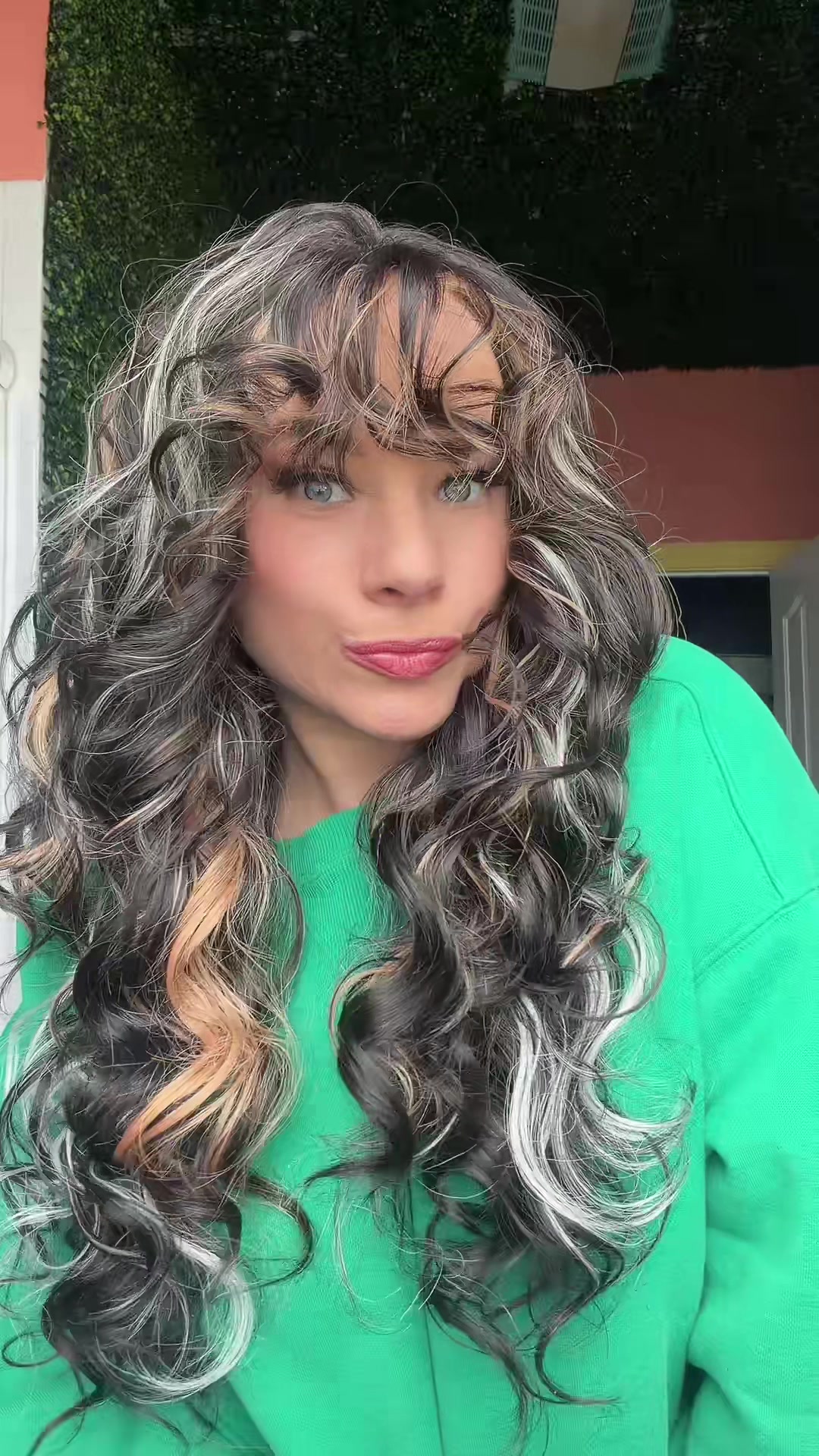 @Elizabeth Wears Wigs ๐ณ๏ธ๐