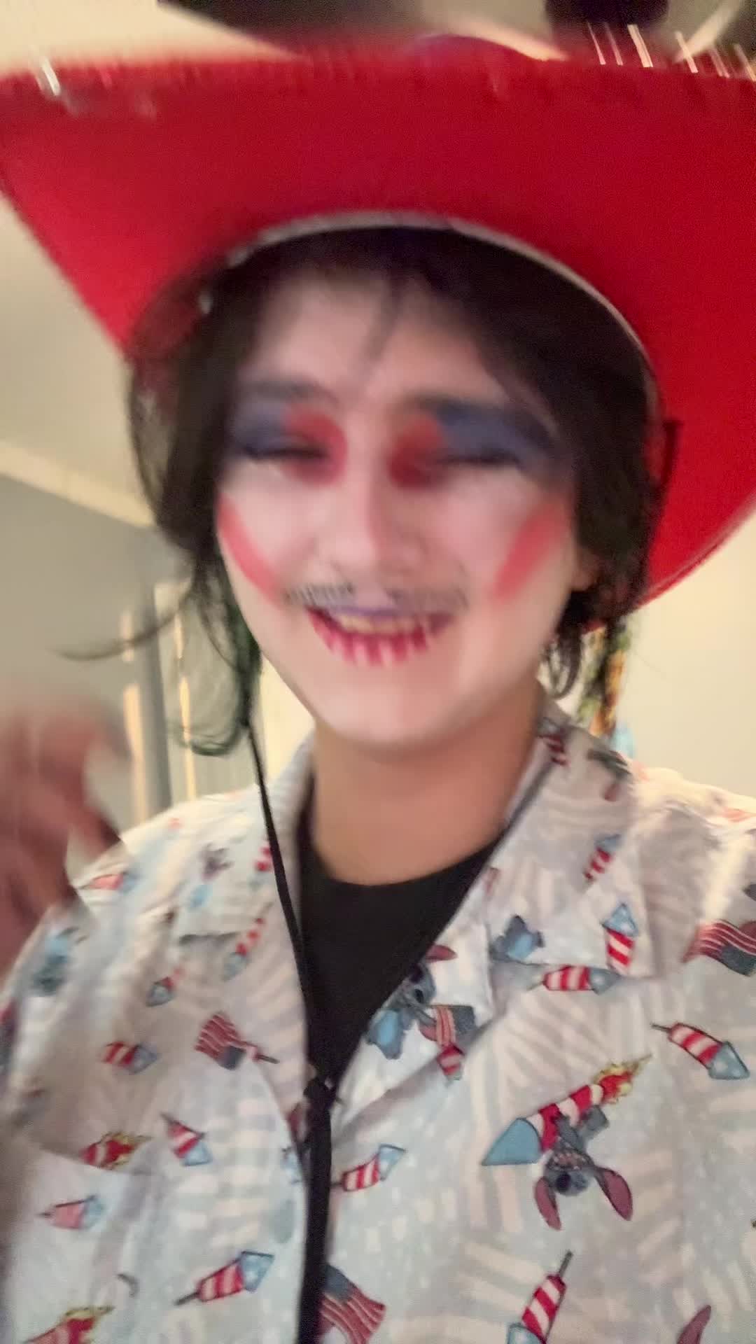 @DragKingMayhem