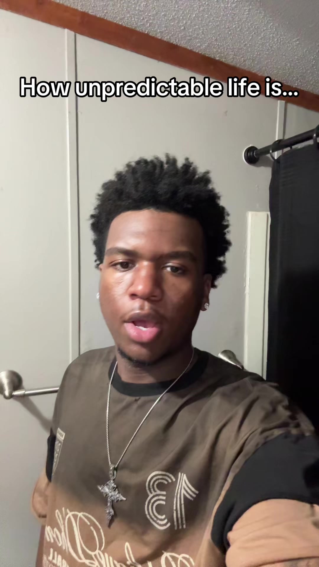 @Kv💕🦇( SUB TO MY YT)