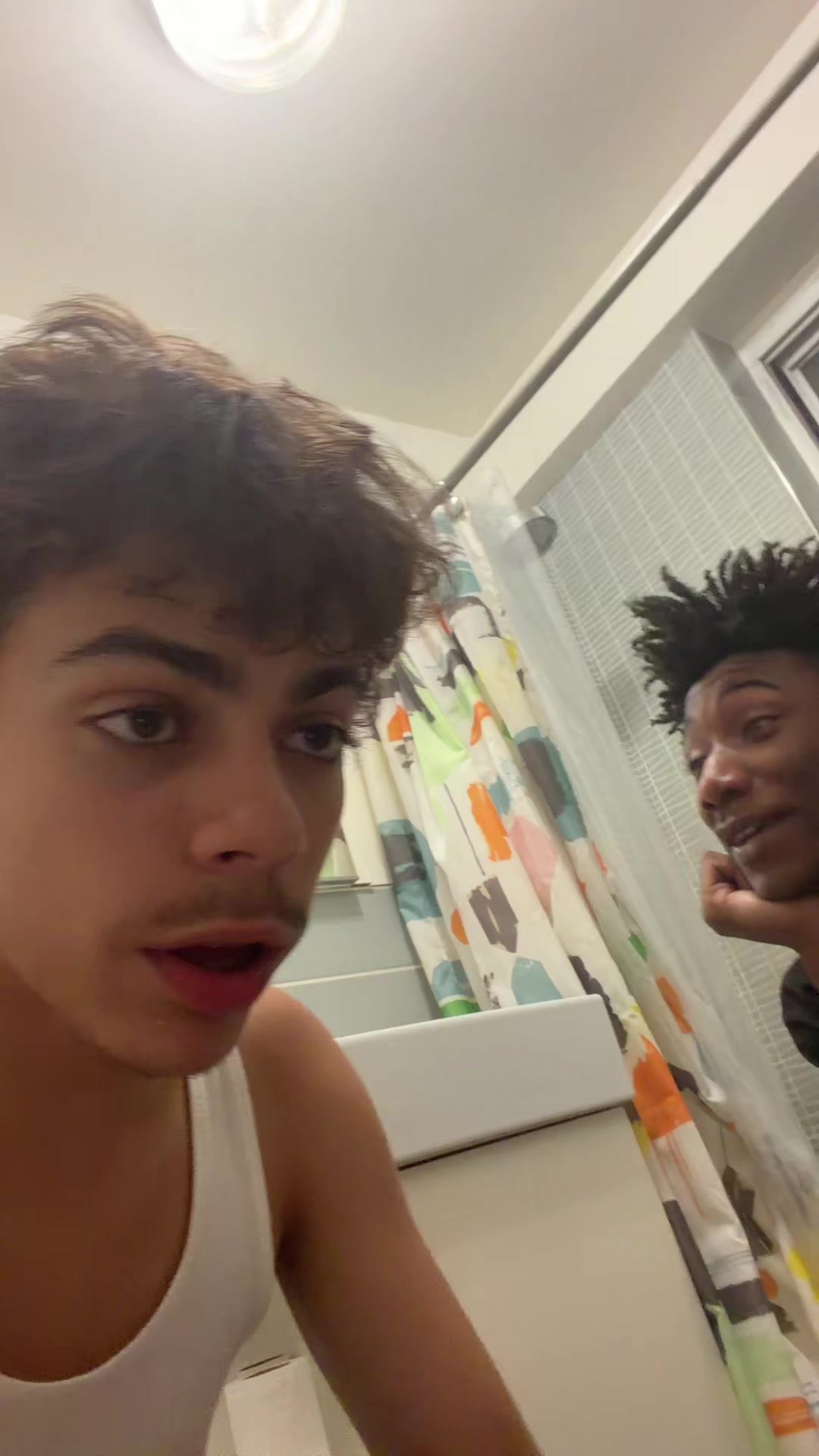 @iseezayy