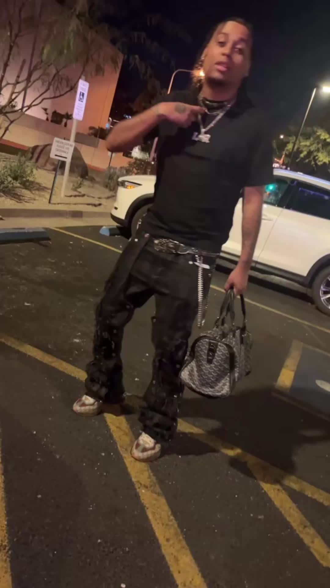 @Freestyllez