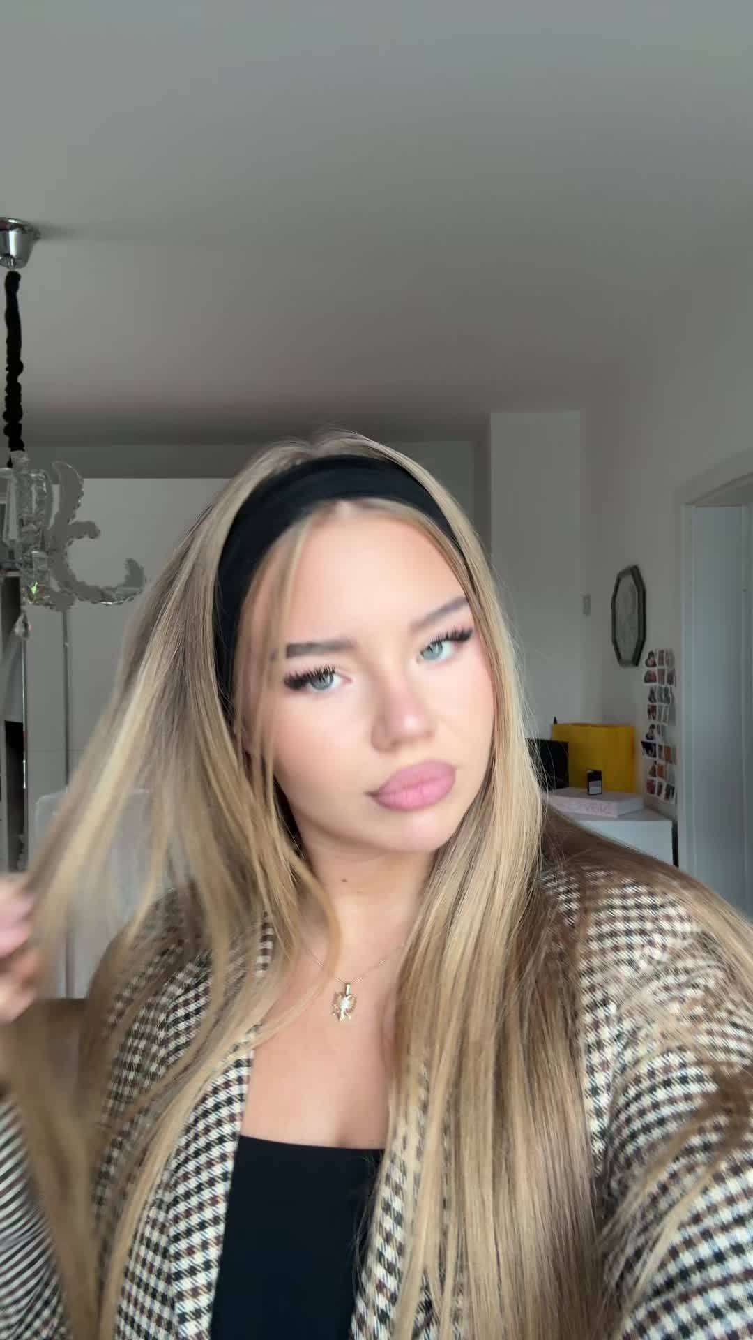 @𝐊𝐈𝐌𝐁𝐄𝐑𝐋𝐘
