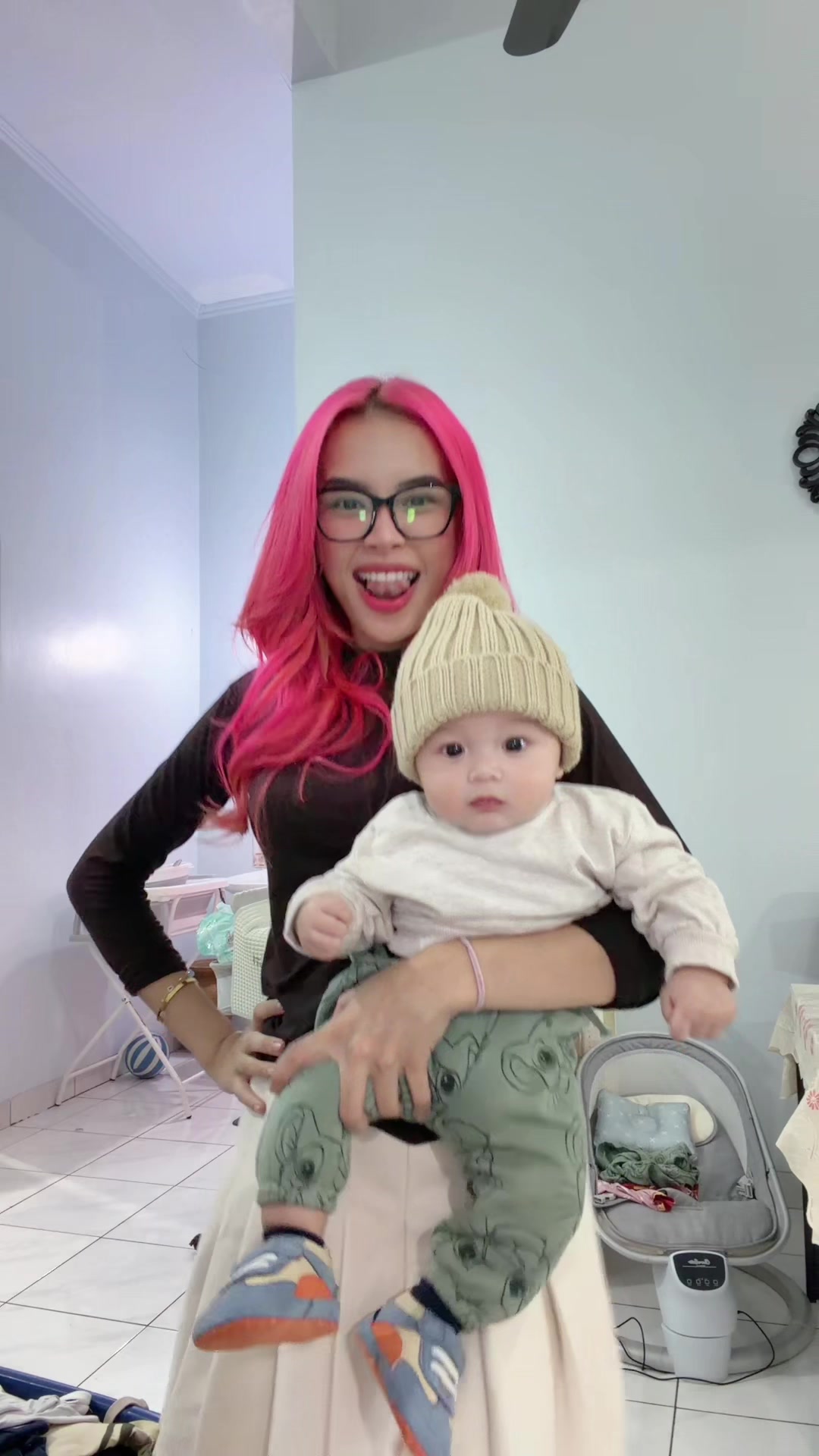 @MOMMY NYA ZIEL