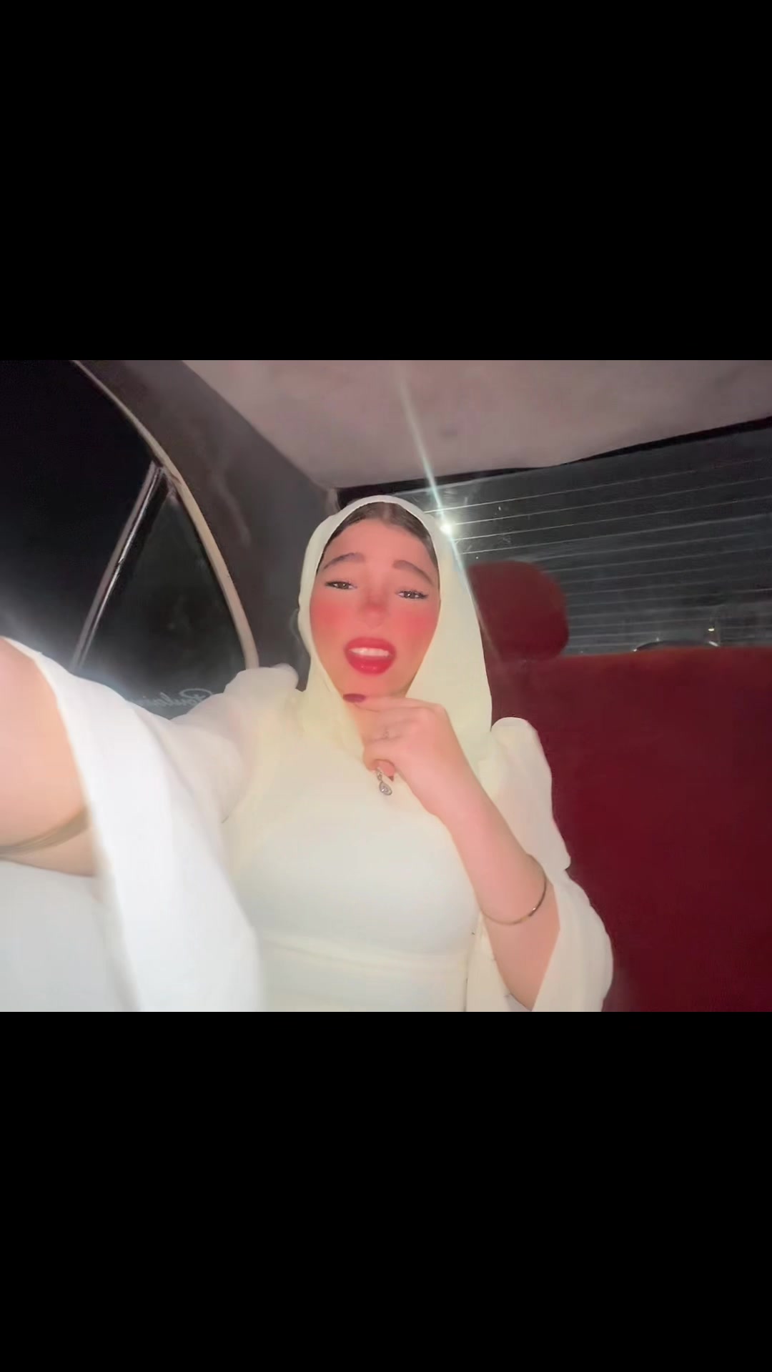 @لفي بينا ي (دنيا)