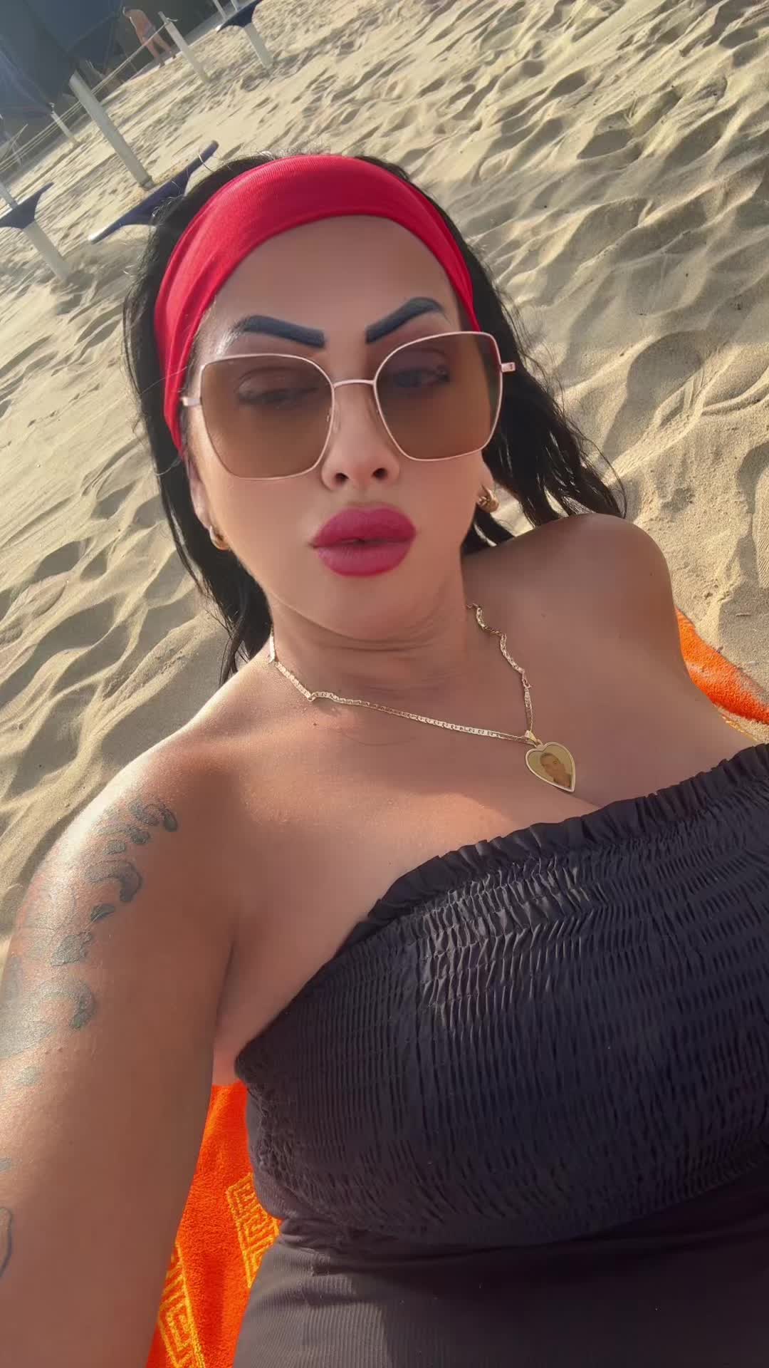 @𝓒𝓸𝓷𝓬𝔂 𝓜𝓲𝓬𝓱𝓲💘