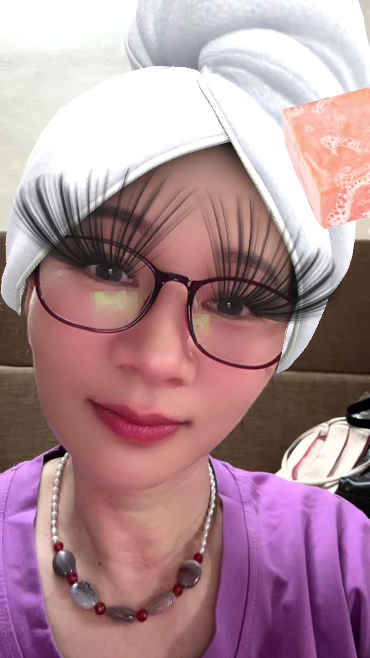 @Hoa s&uacute;n ( nh&iacute; nhố)