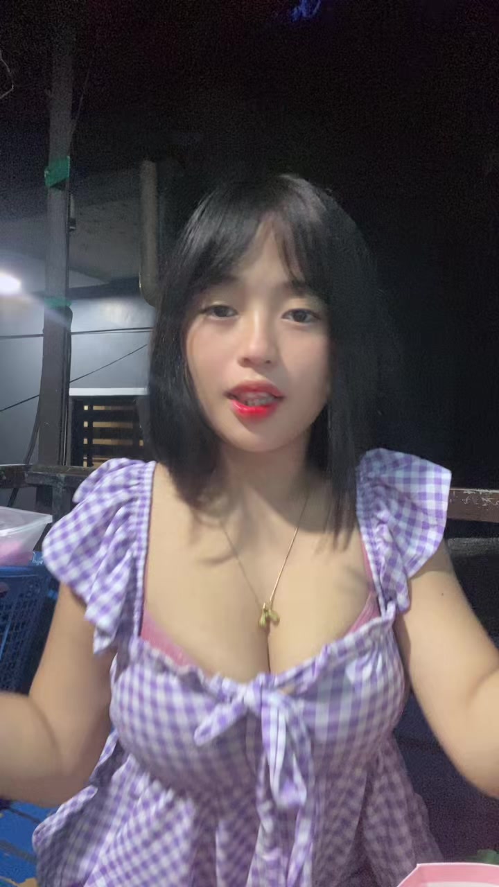 @Allyy.