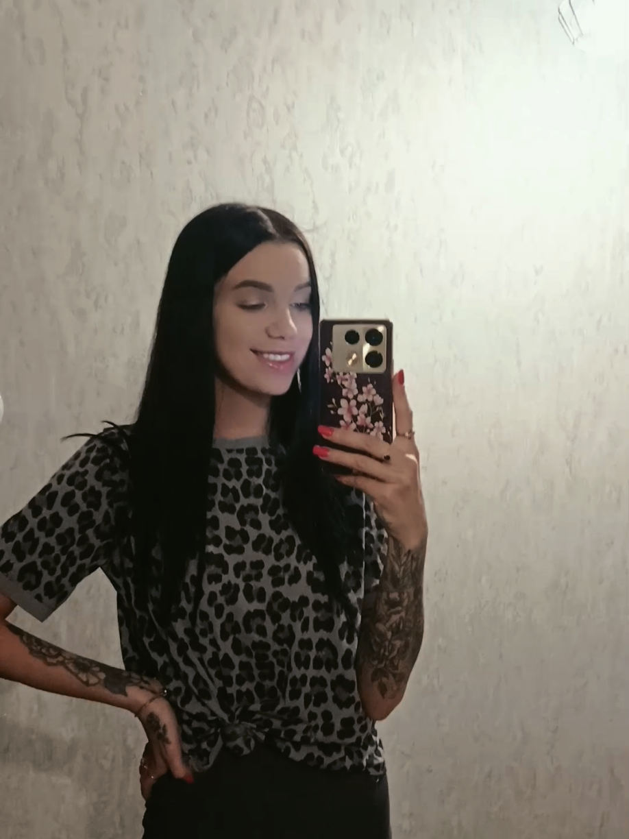 @czarneniebo___