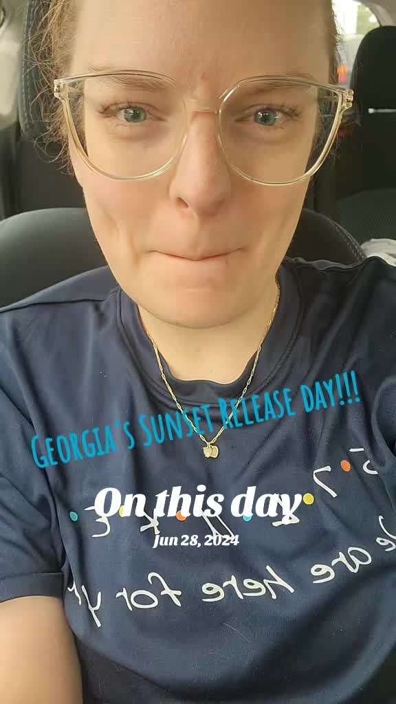 @RachelDiMercurioAuthor