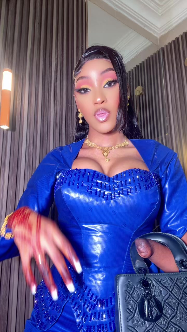 @Mira_bb 🍯🍫🍁