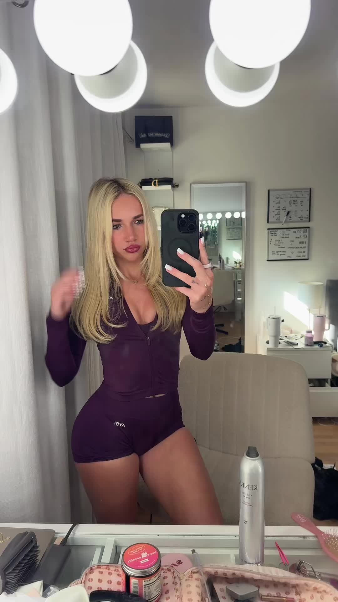 @Ava | Online Fitness Coach