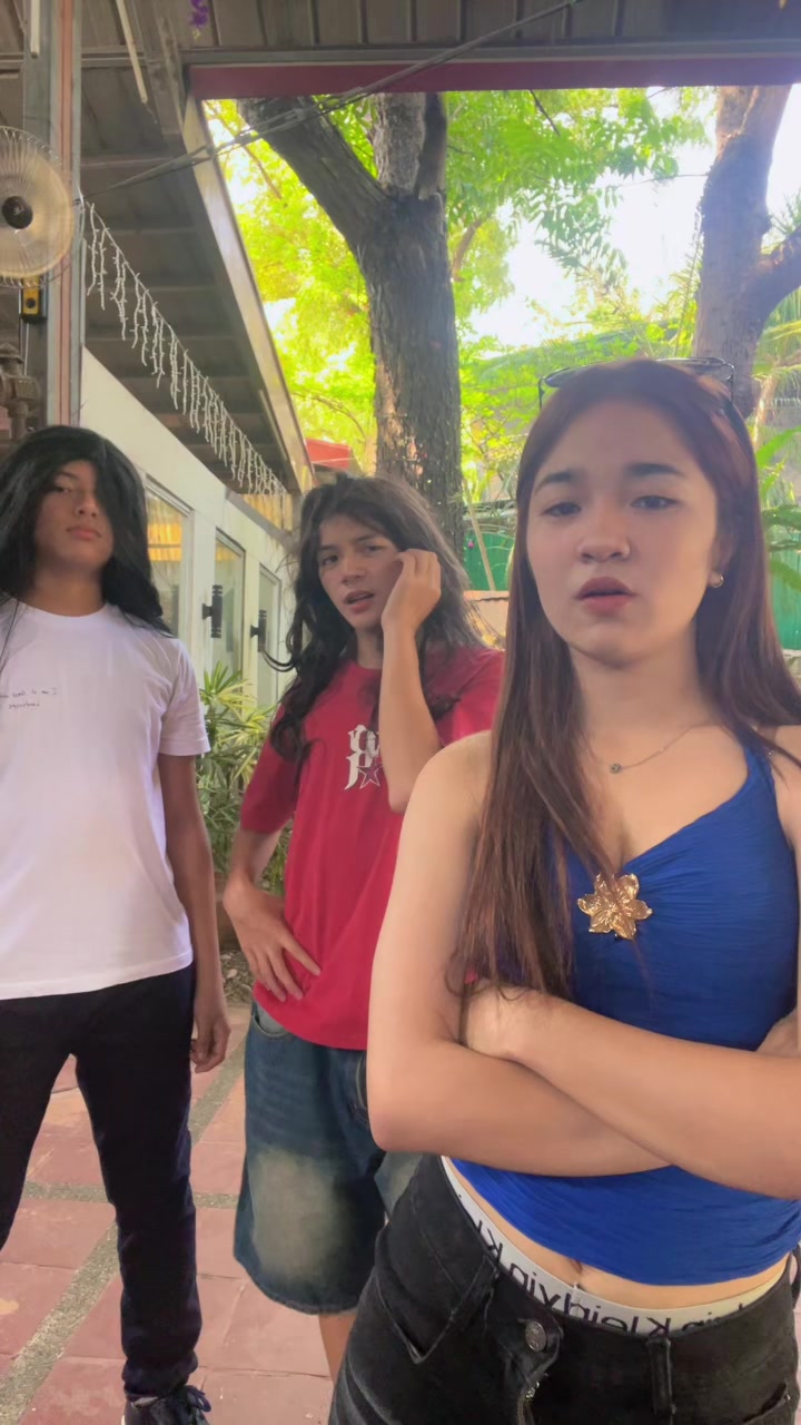 @Bella C