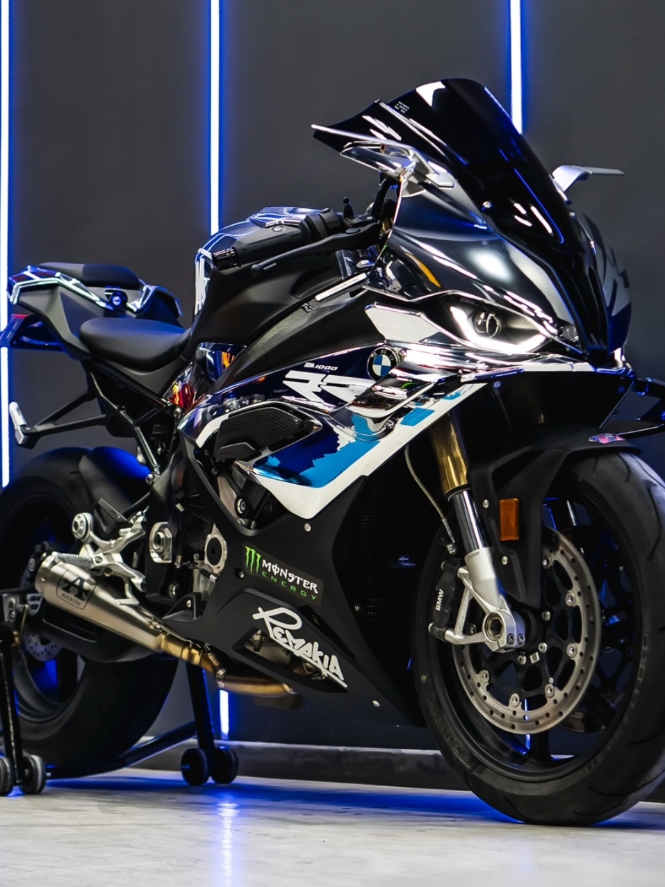@MotoVista