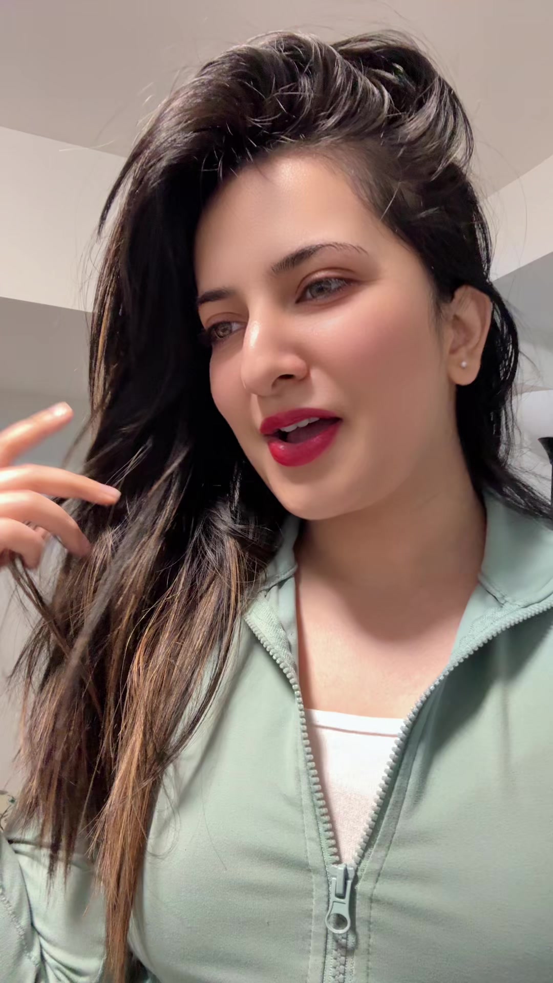 @shaina119