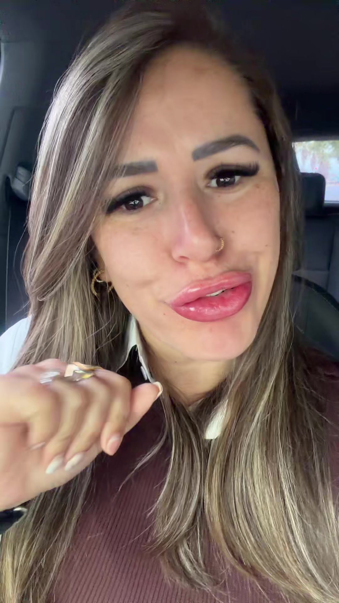 @Viviane
