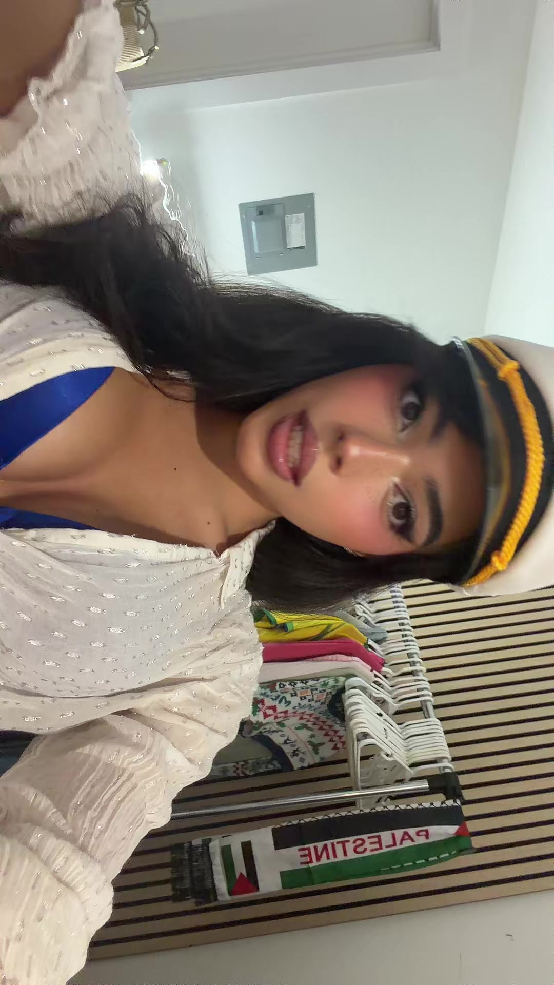 @Larissa