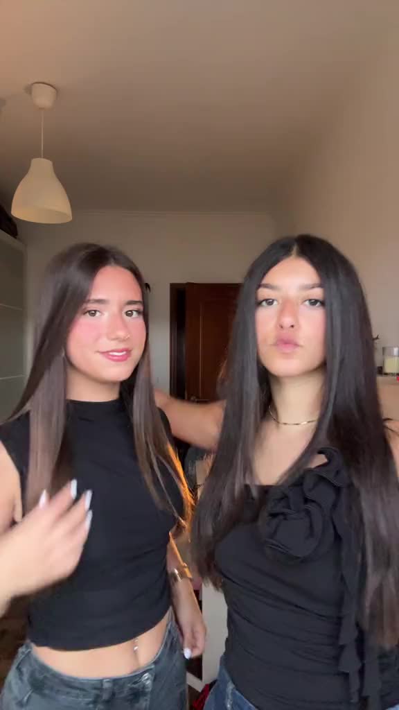 @🐒