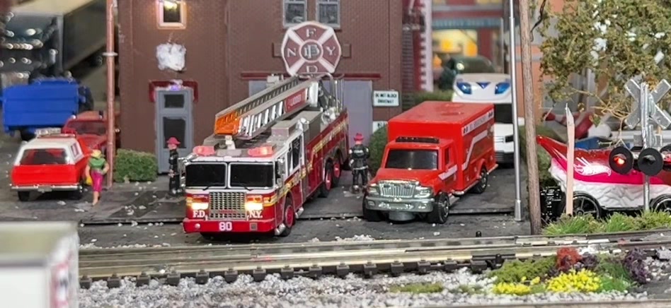 @BigBoysTrainToys