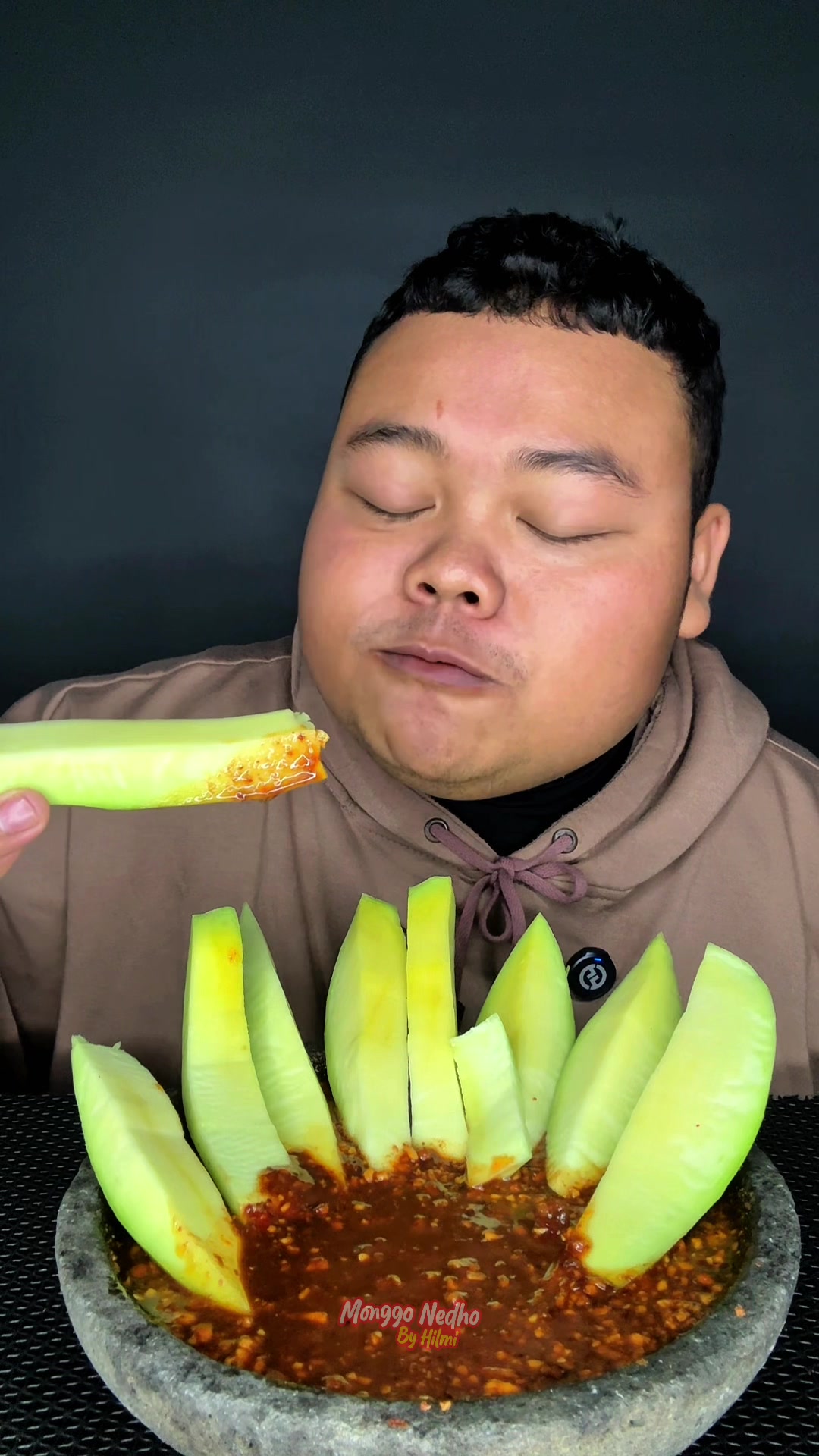 @Monggonedho