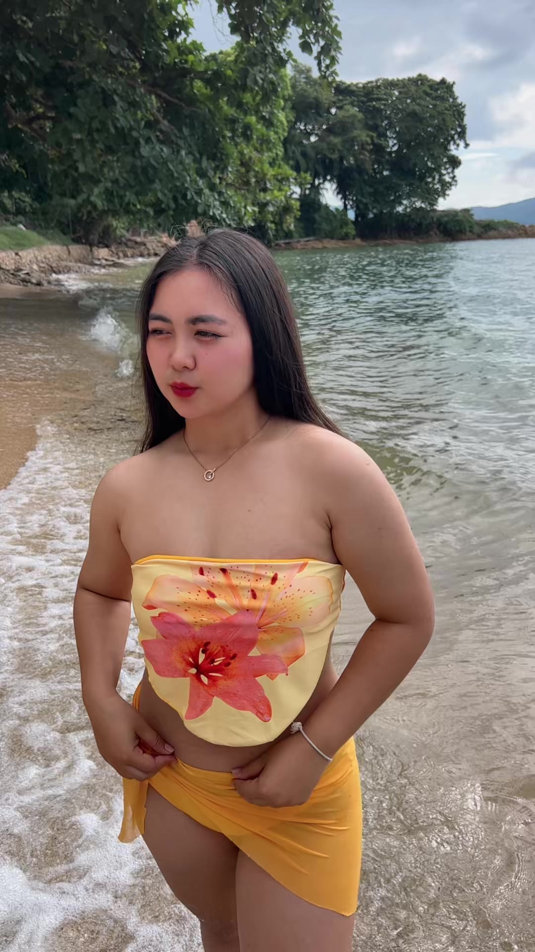 @พลอยไง🇹🇭🇲🇲(6.7M)