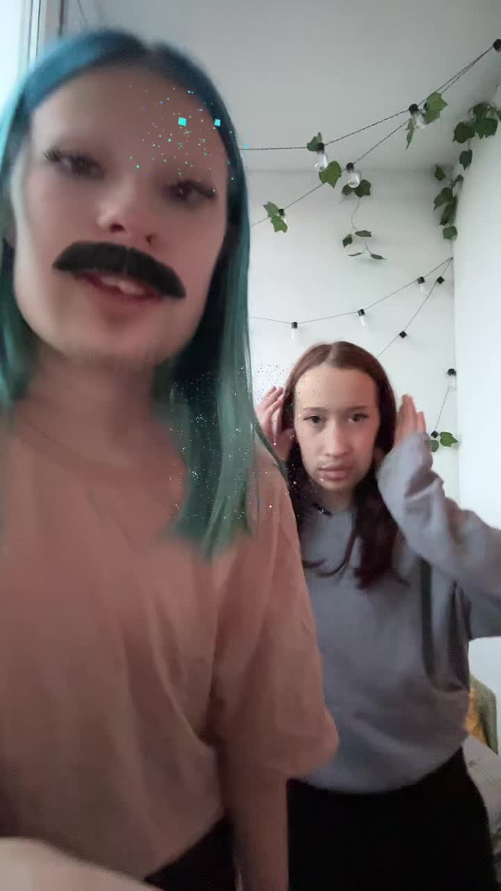 @Элька карамелька💋🍭