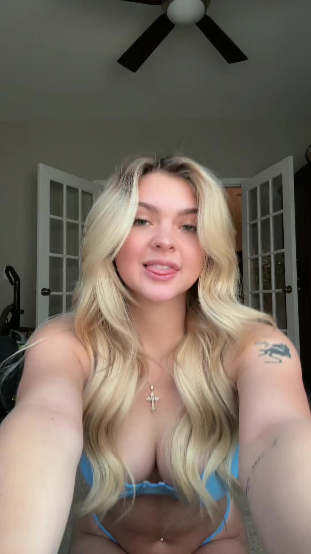 @elenacran
