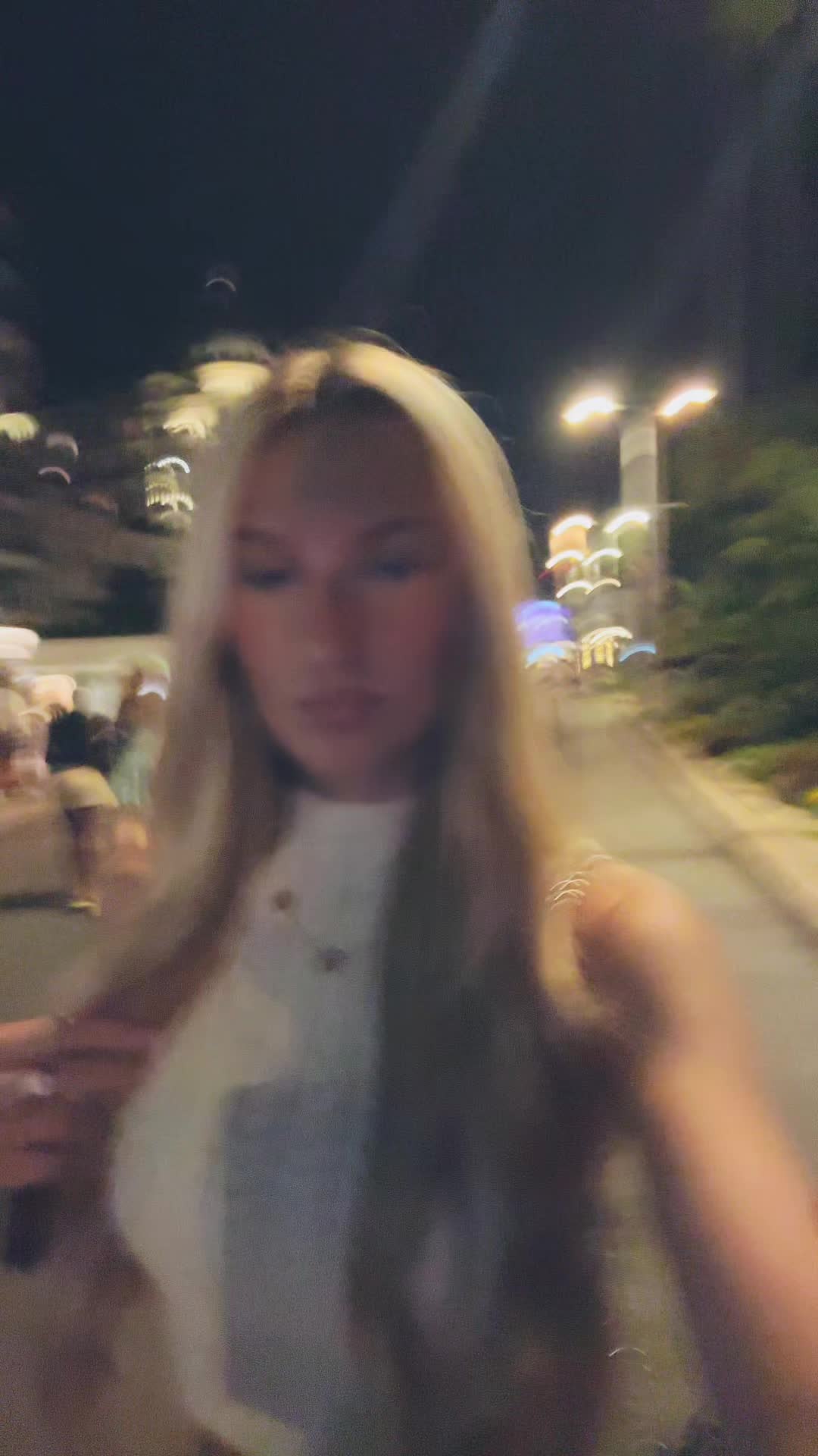 @Lablonde
