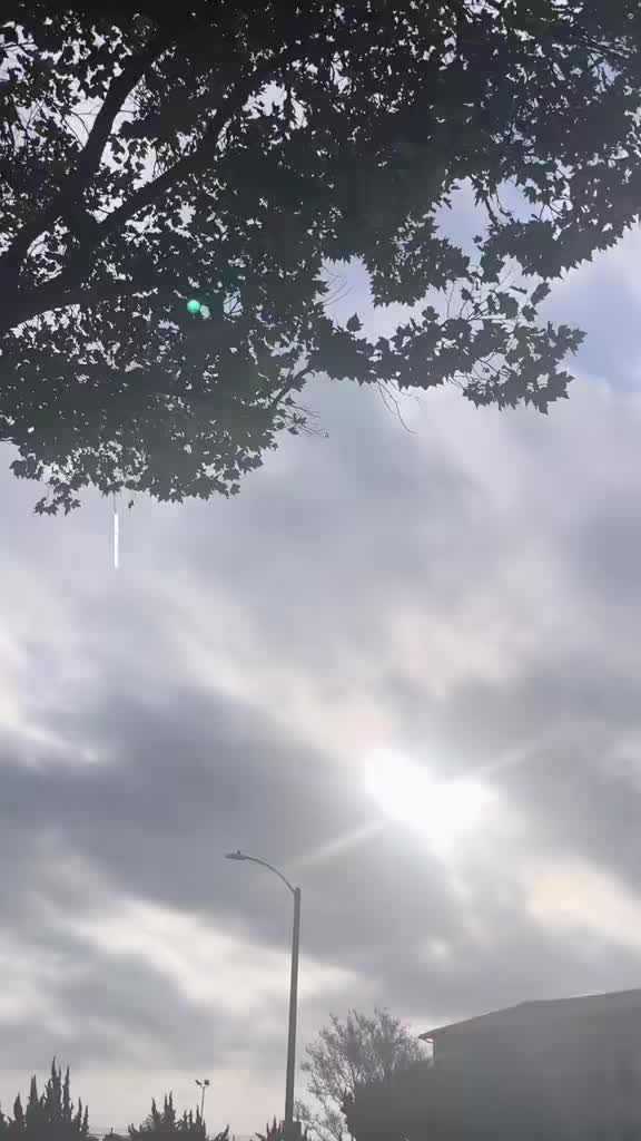 @𝐿𝒾𝓃𝒹𝓈𝑒𝓎 🫧🌸☀️📚