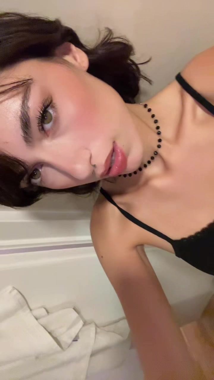 @victoria