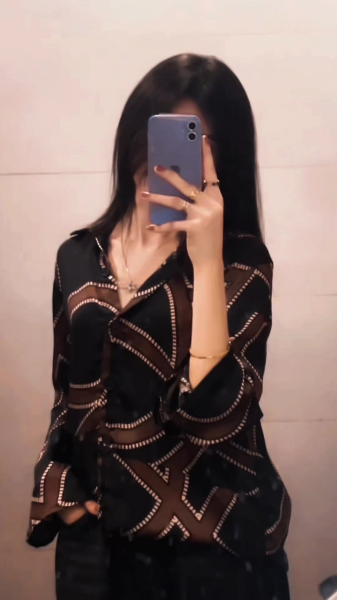 @𝘼.