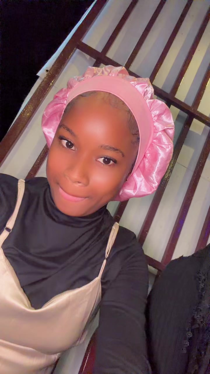 @🎀🦋𝒪𝓊𝓂𝓊🎀 224🇬🇳🌹