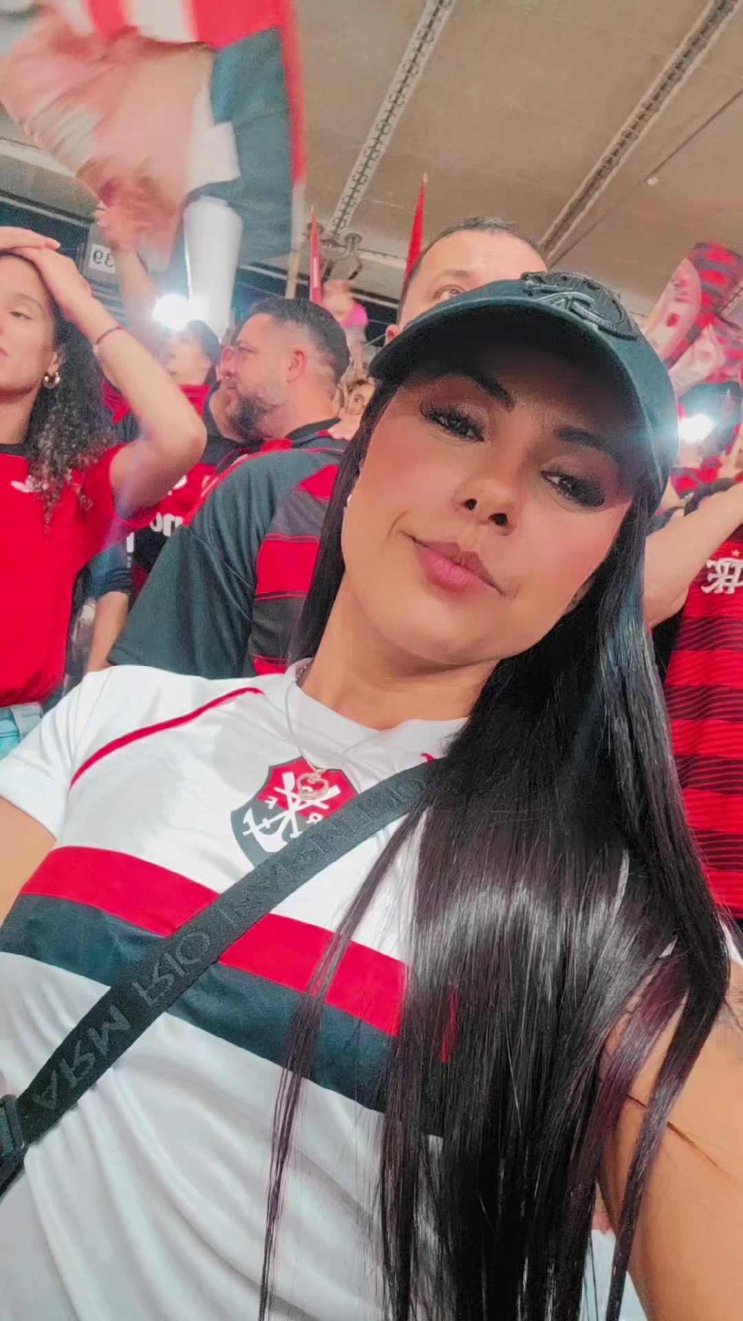@MihCastro♡